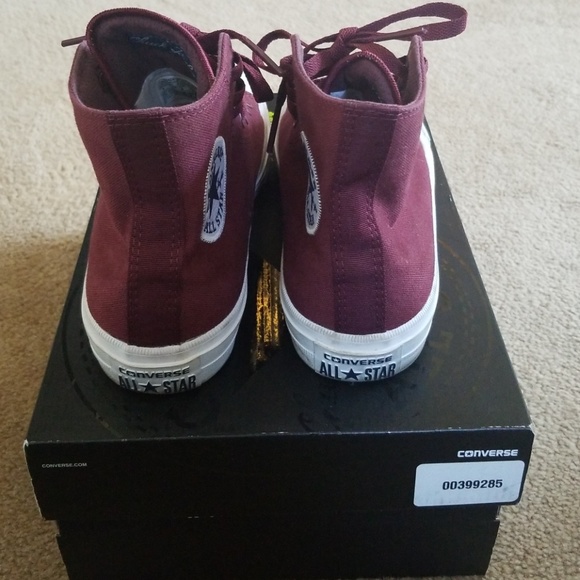 Converse - Picture 3 of 4